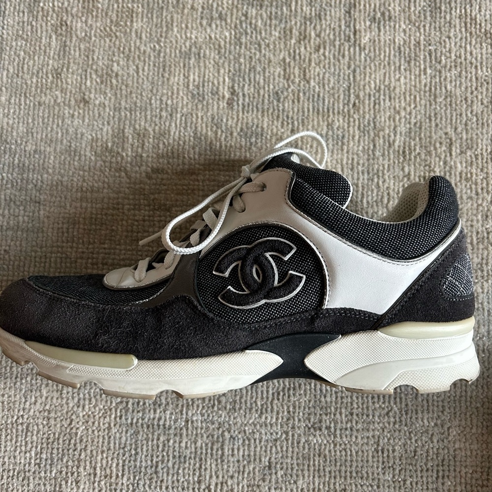 CHANEL Black and White Athletic Sneakers - Picture 4 of 8